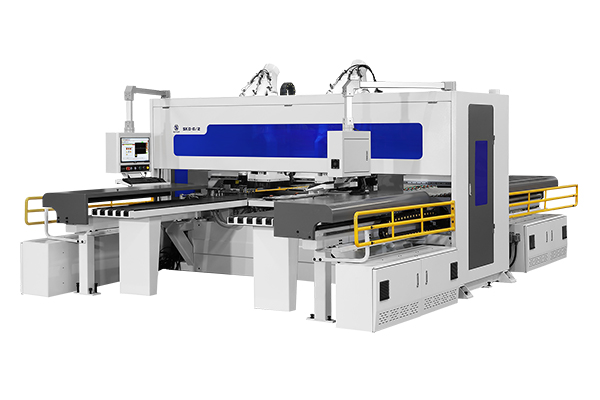 SKD-6/2 智能木工钻铣加工中心（双工位六面钻）