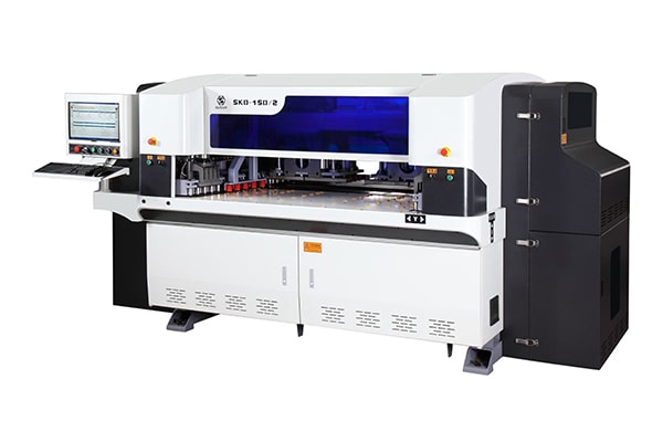 SKD-150/2智能木工钻铣加工中心（双夹手双工位）