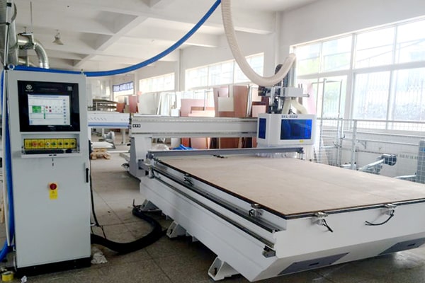 SKL数控板材加工中心